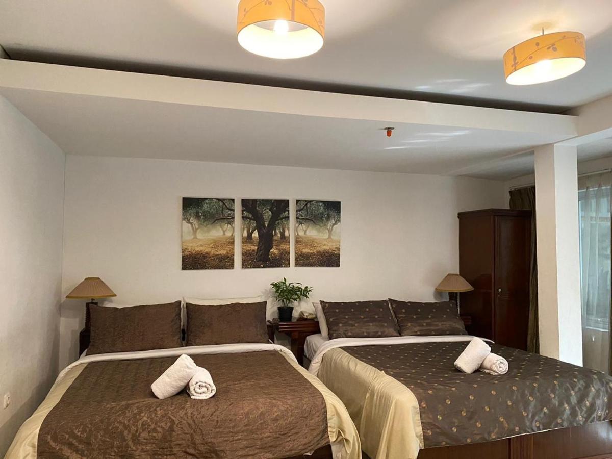 La Nostalgie Boutique Guest House Бандунг Экстерьер фото